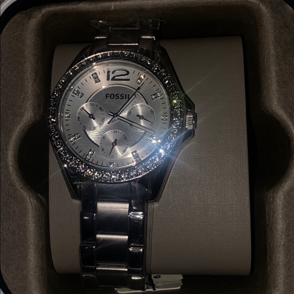 Fossil women’s watch es3202